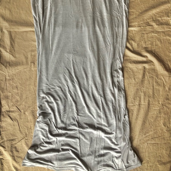 Flowy Tshirt Dress - Picture 3 of 3